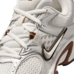Nike V5 RNR Sail/Fauna - Image 5