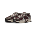 Nike Women's V5 RNR Burgundy Crush Light Orewood Brown - Image 3