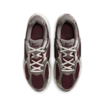 Nike Women's V5 RNR Burgundy Crush Light Orewood Brown - Image 4